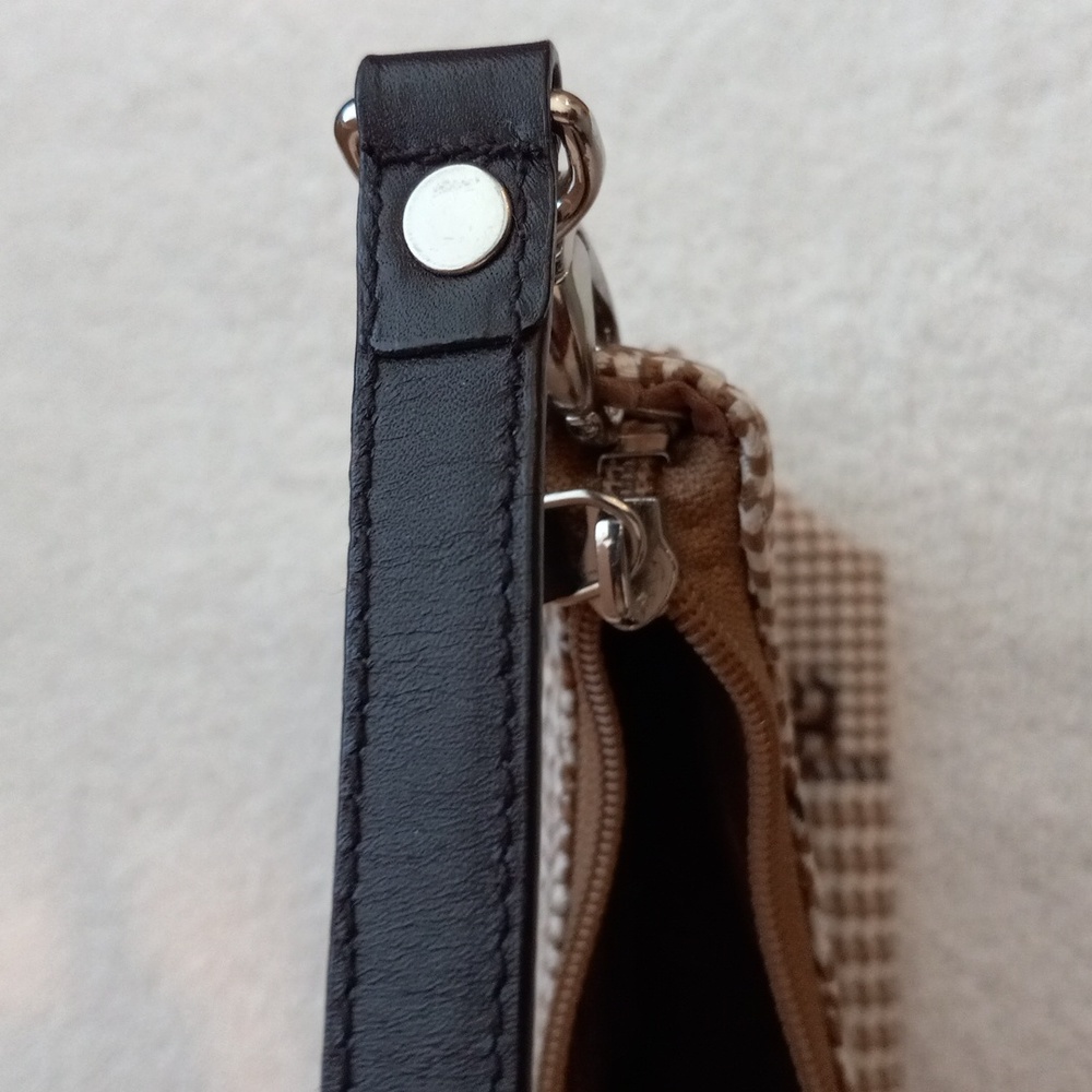 Handbag - Picture 9 of 11